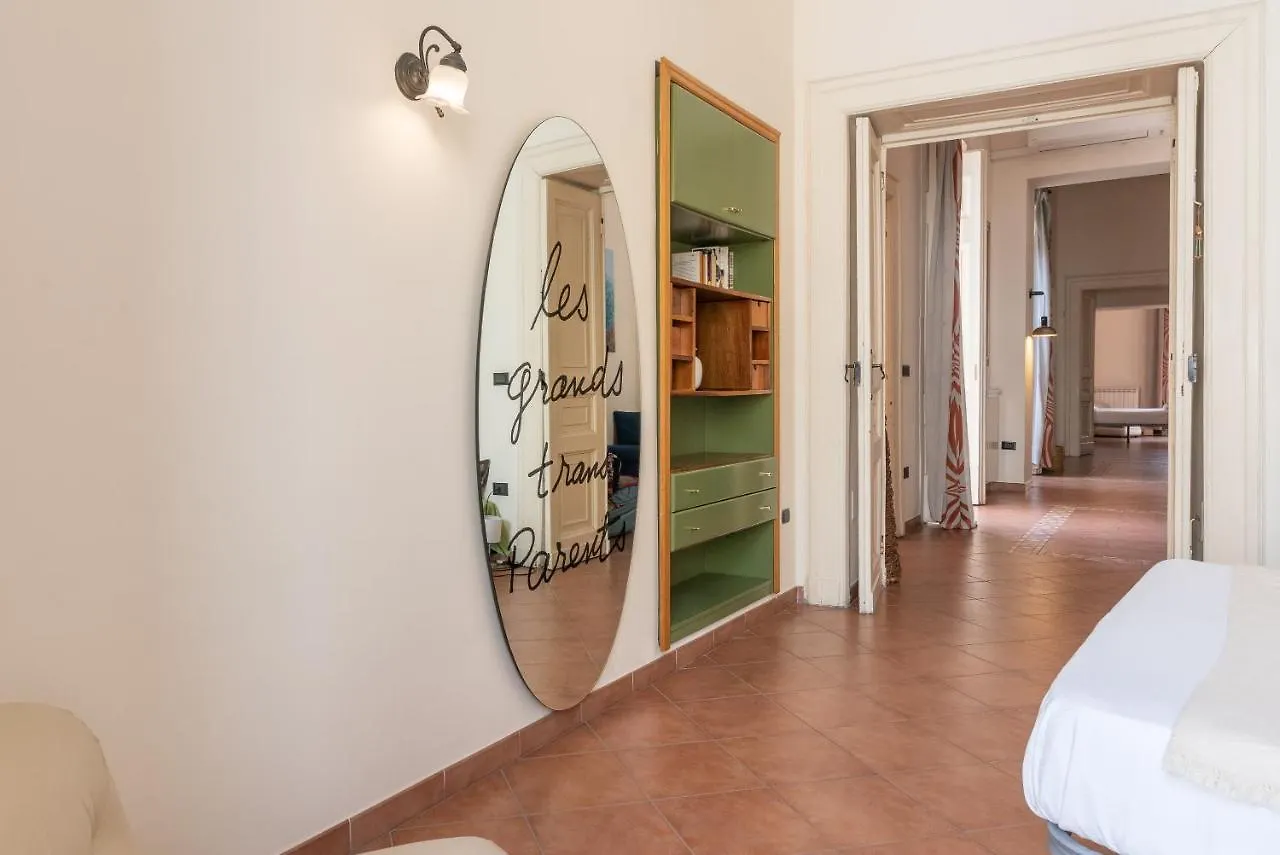 Maiorani Family Apartment Nel Centro Di Napoli