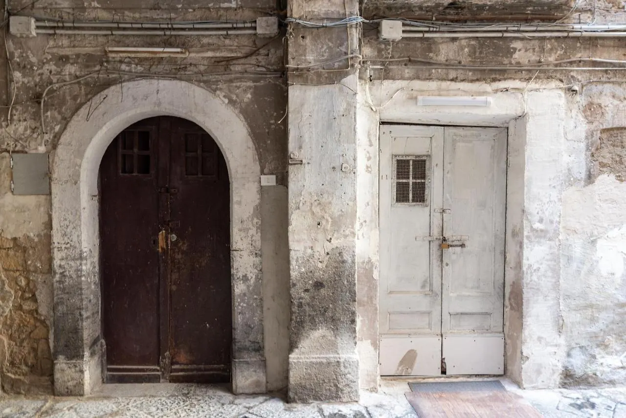 Maiorani Family Apartment Nel Centro Di Napoli